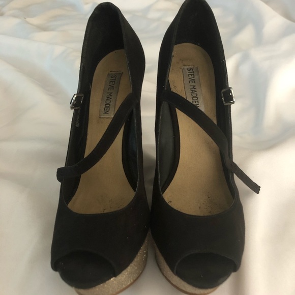 Steve Madden Black Peep Toe Sparkle Wedges - Picture 2 of 8